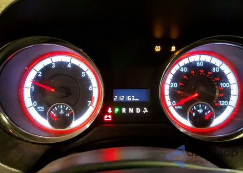 2011 Dodge Grand Caravan Mainstreet z USA, uszkodzony, nr VIN 2D4RN3DG7BR635374